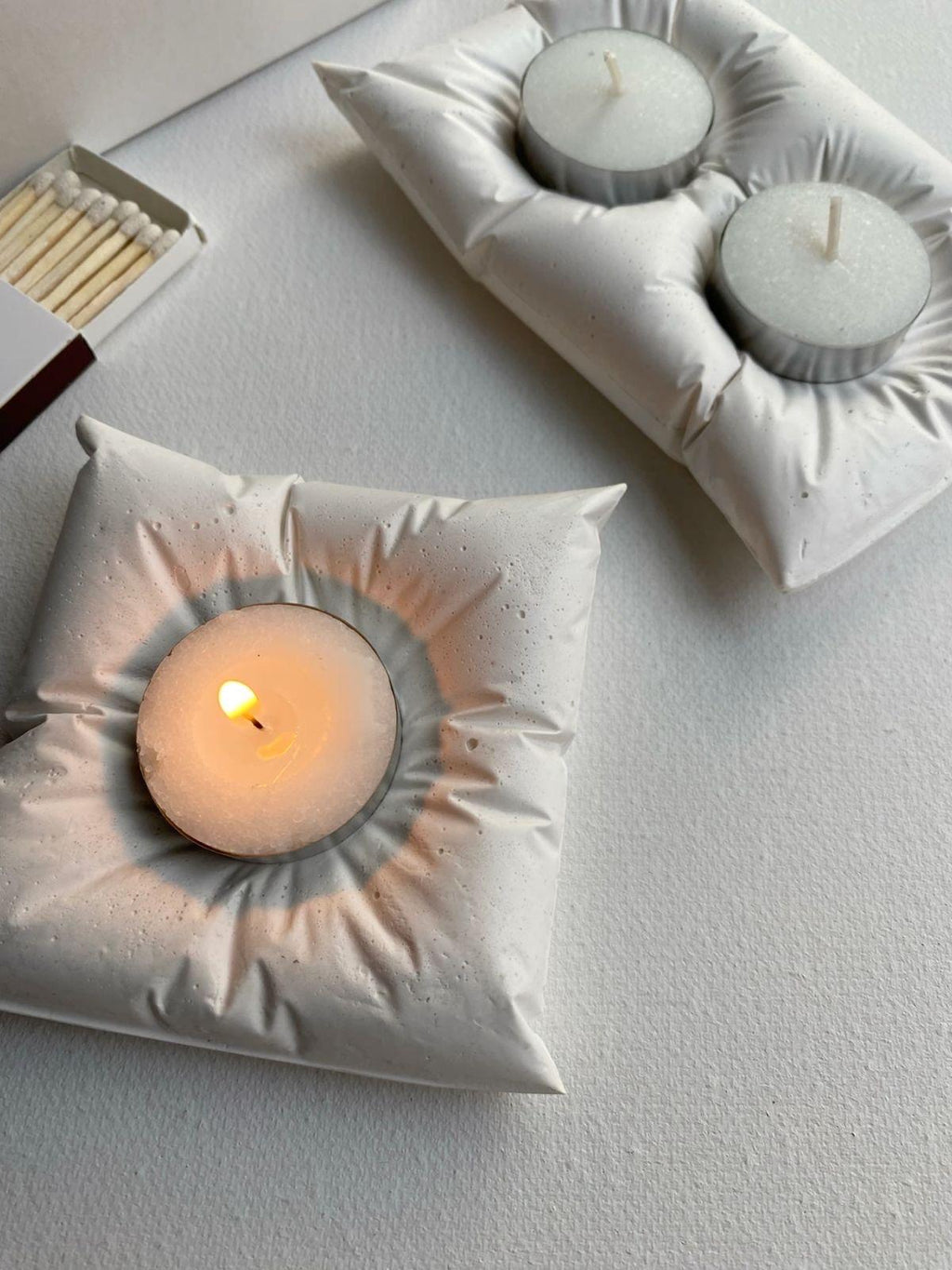 Pillow-Shaped Concrete Tealight Candle Holders – Modern Minimalist Decor, Handmade Home Accent, Unique Gift Idea