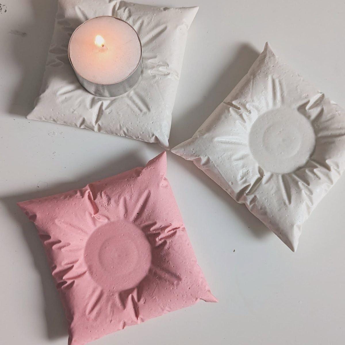 Pillow-Shaped Concrete Tealight Candle Holders – Modern Minimalist Decor, Handmade Home Accent, Unique Gift Idea